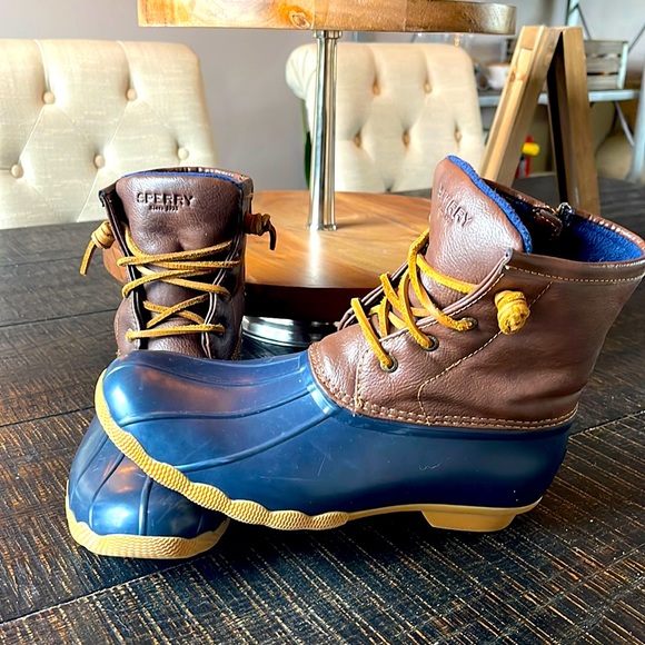 SOLD- Sperry Duckboot - Picture 1 of 7